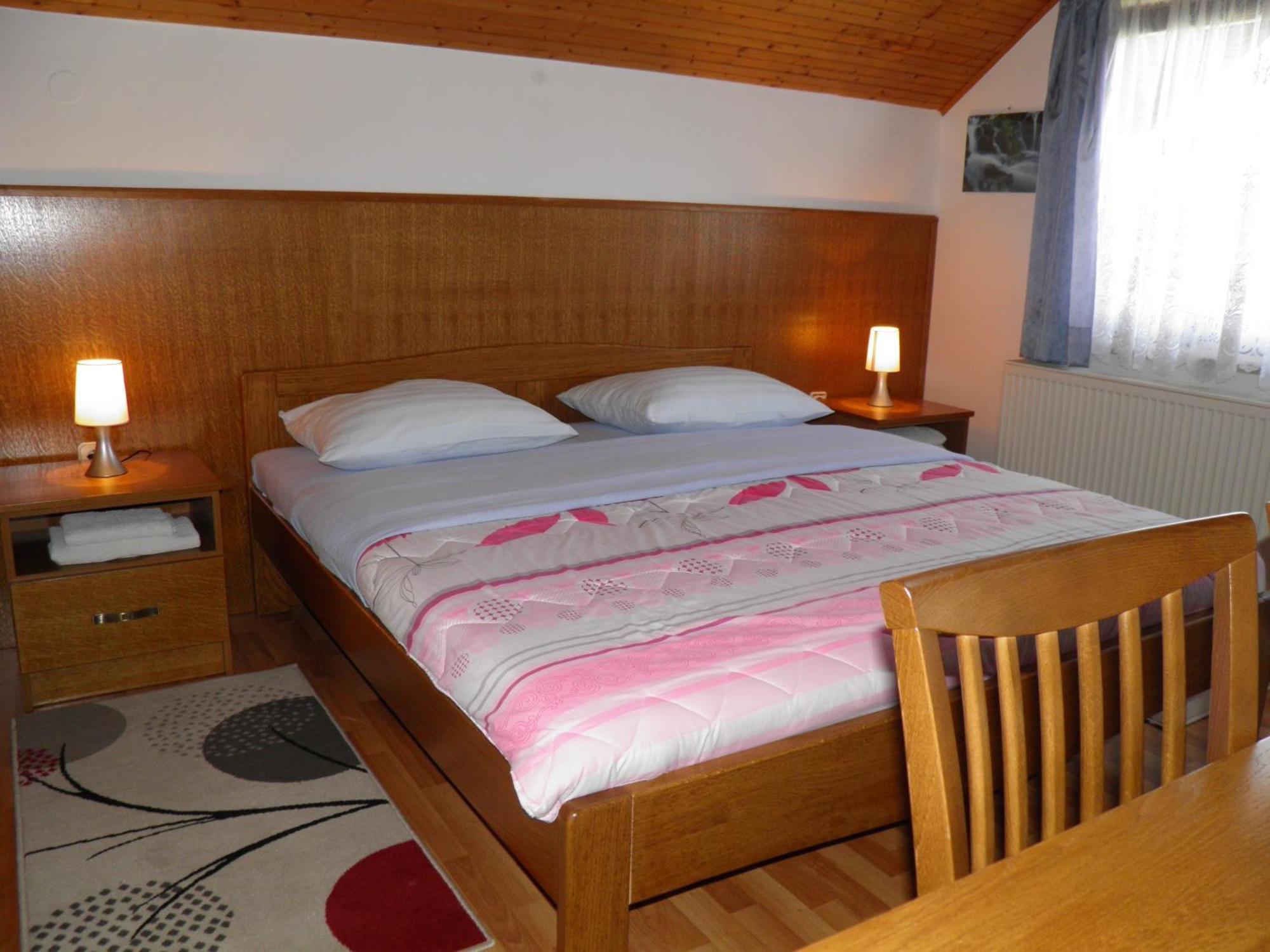 House Janja Plitvice Hotel Seliste Dreznicko Room photo
