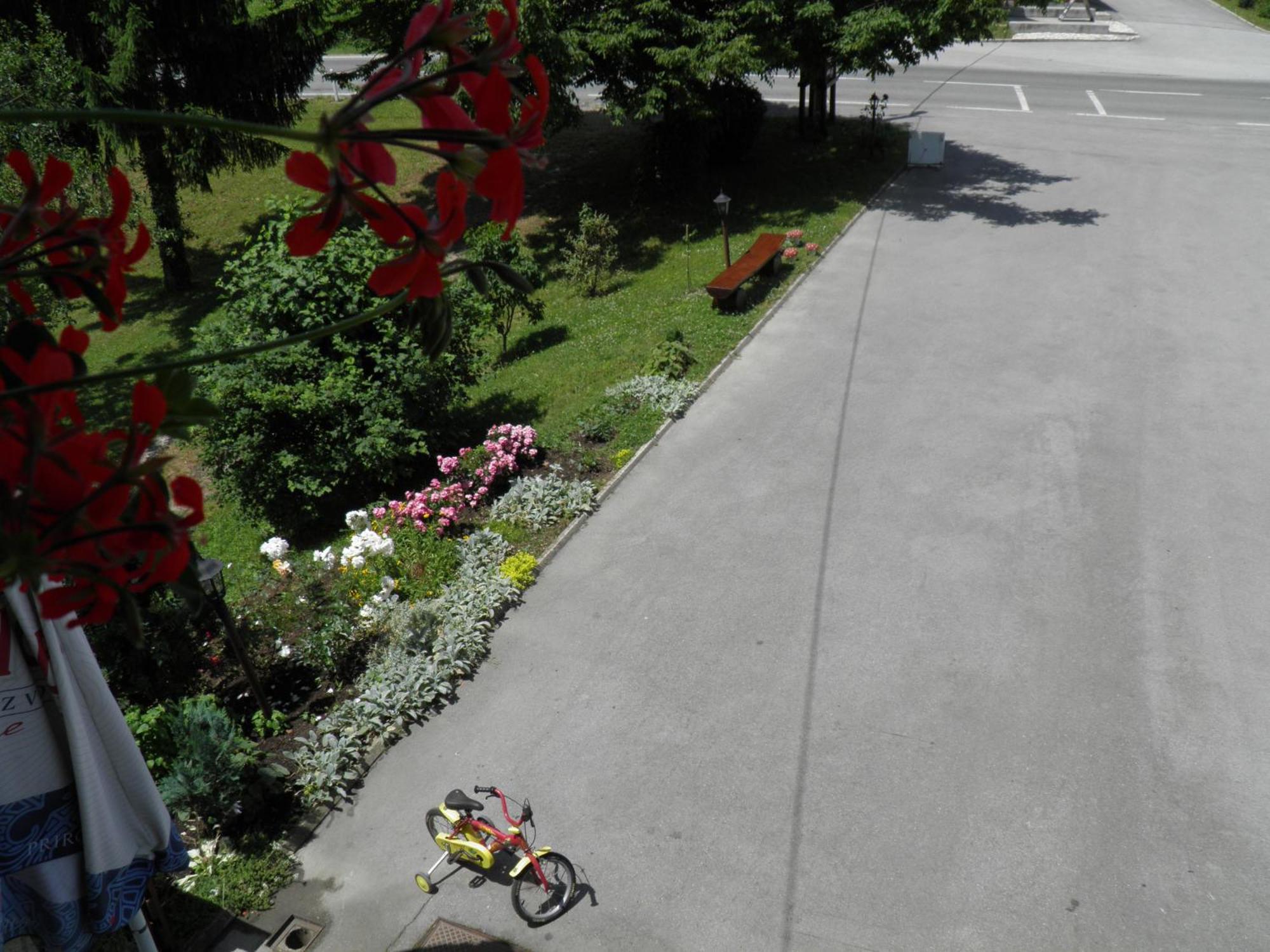House Janja Plitvice Hotel Seliste Dreznicko Exterior photo